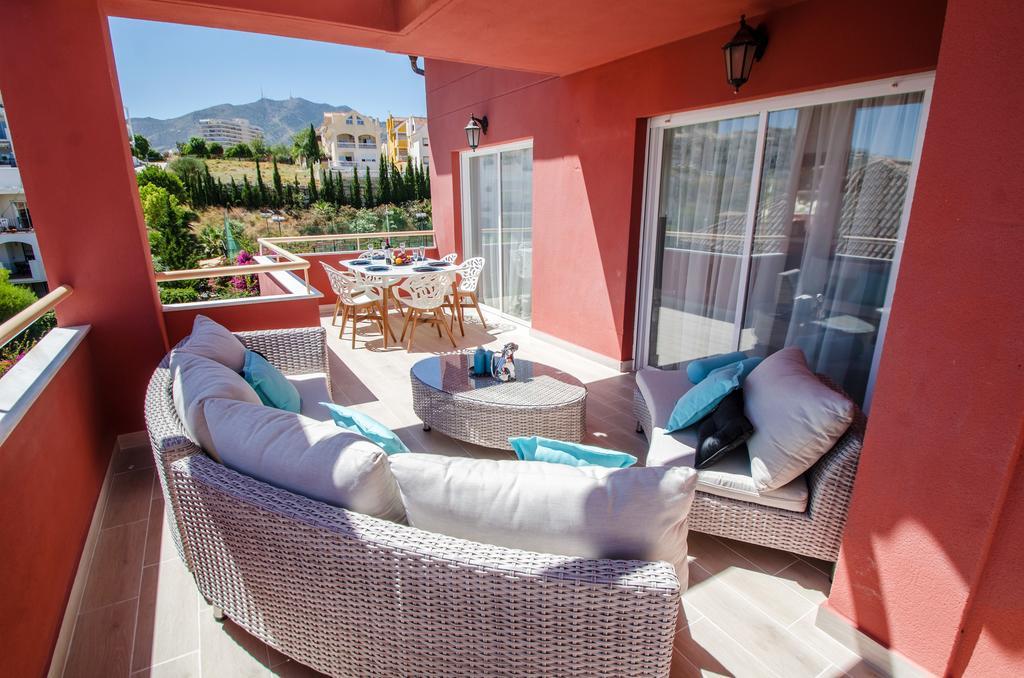 Gorgeous 170 Sq.M. Penthouse With Sea View Terraces Leilighet Benalmádena Eksteriør bilde